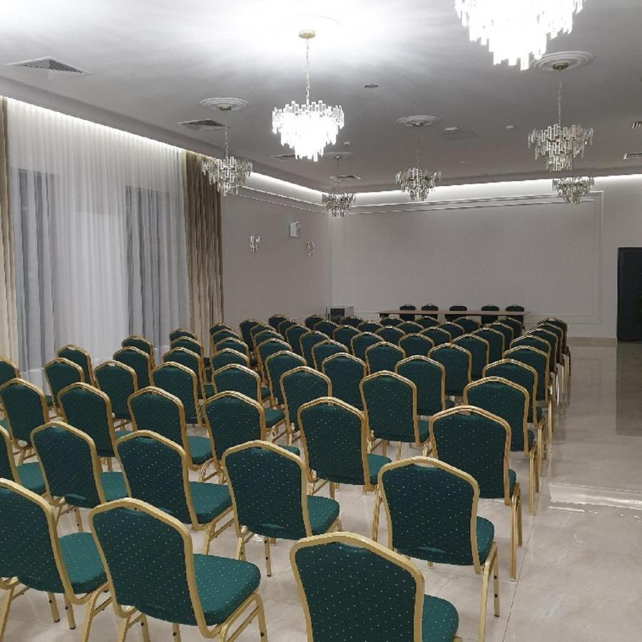 Hotel Polonia Biala Podlaska Exterior photo